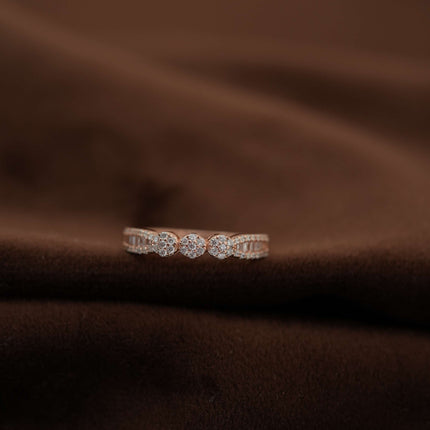 GleamWave Ring