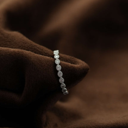 Celebrate Love : Silver Band Ring