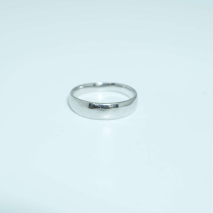 Minimalist Elegance, Timeless Style