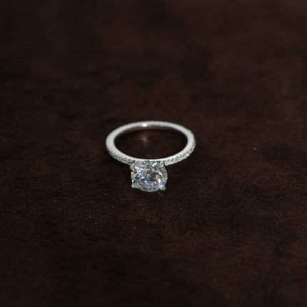 Velvet Glow Silver Ring