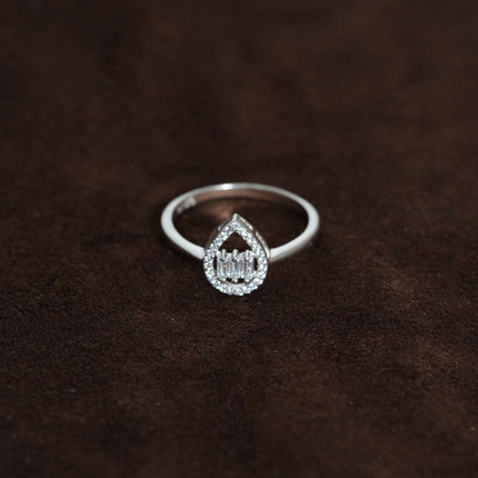 Eterna Silver Ring