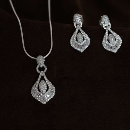 Lunar Glow - Silver Pendant Set