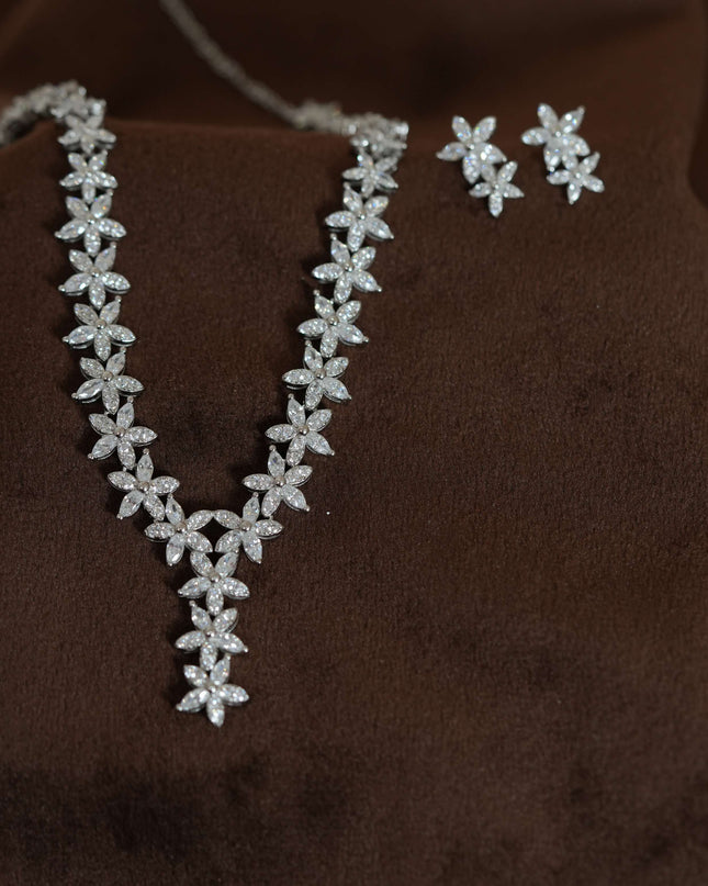 Eternal Glow Silver Necklace