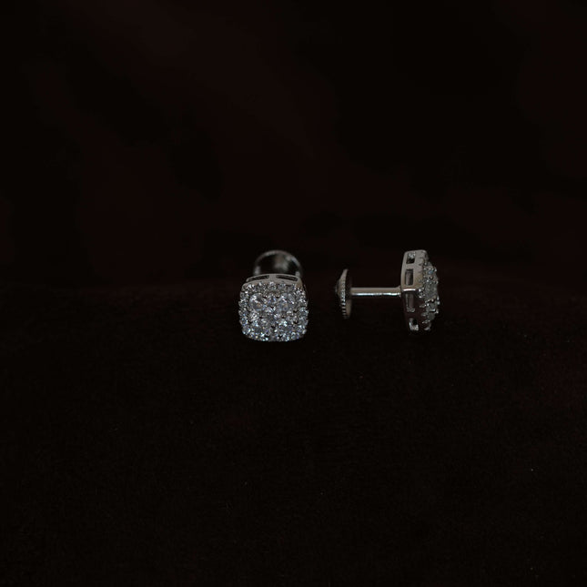 SILVER EARRING DIAMOND STYLE
