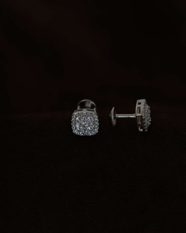 SILVER EARRING DIAMOND STYLE