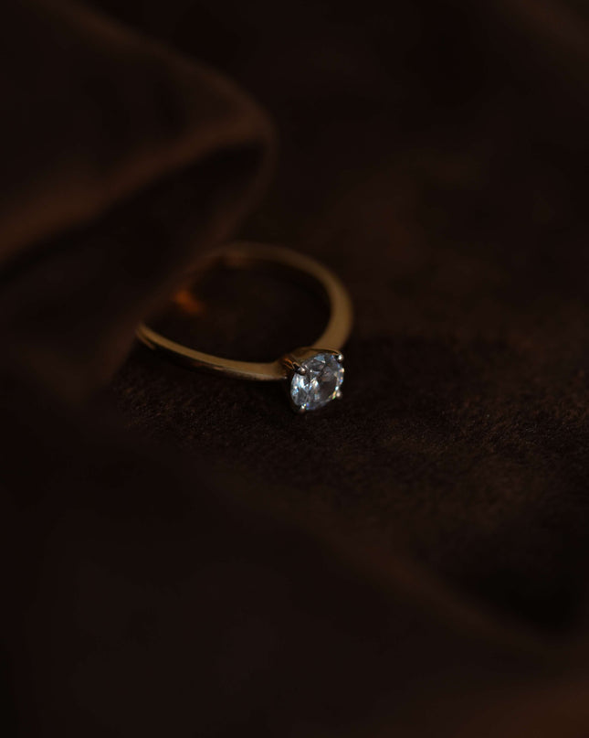 Amora Glow Ring