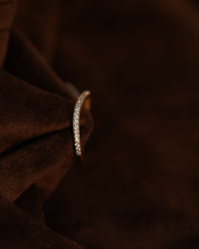 Grandeur Glow Ring