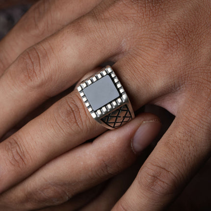"Silver Men's Turkey Ring – Bold and Timeless Design"