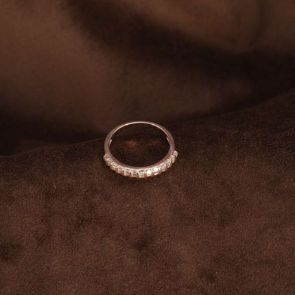 Rose Gold Crystal Tide – Silver Ring
