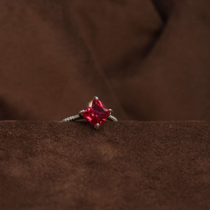 Color Solitaire Silver Ring