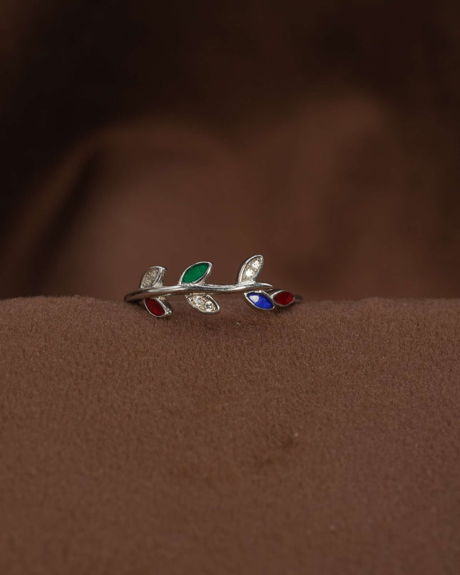 Silvan Soul – Nature-Inspired Silver Ring