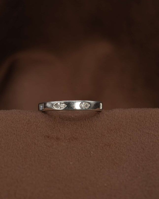 Serene Shine – Sleek Everyday Silver Ring