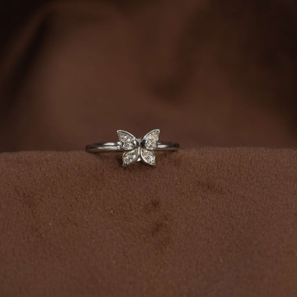 Eclipsa Curve – Bold Statement Silver Ring