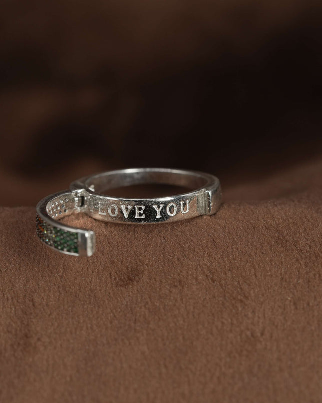 Hug Silver Ring