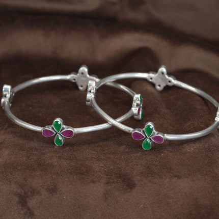 Eterna Twist Bangles