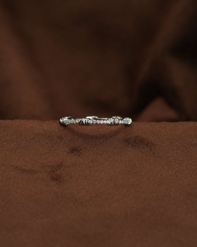 Dreamloop – Fluid Form Silver Ring