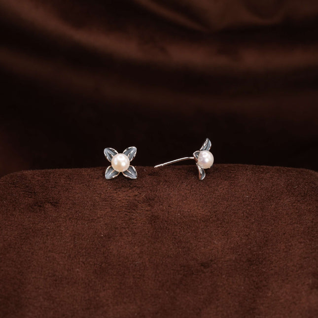 Jainam Silvers – “Eternal Glow Earrings”