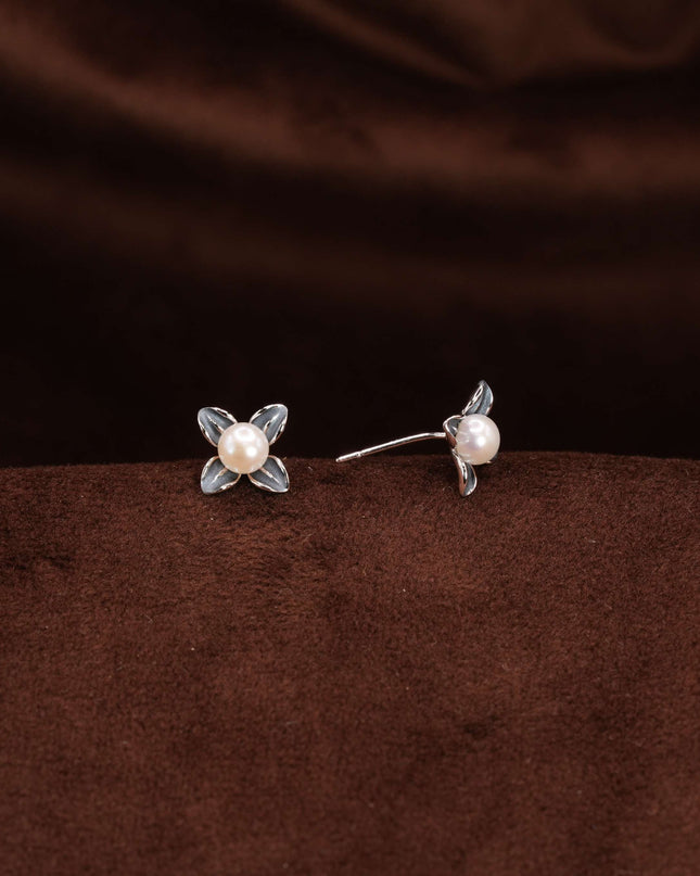 Jainam Silvers – “Eternal Glow Earrings”