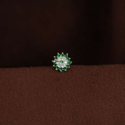 Fresh GREEN Elegance: The Perfect Green and White Stone Nosepin"