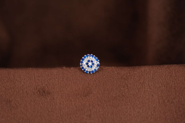 "Cool Elegance: The Perfect Blend of Blue and White Stones in a Nosepin"