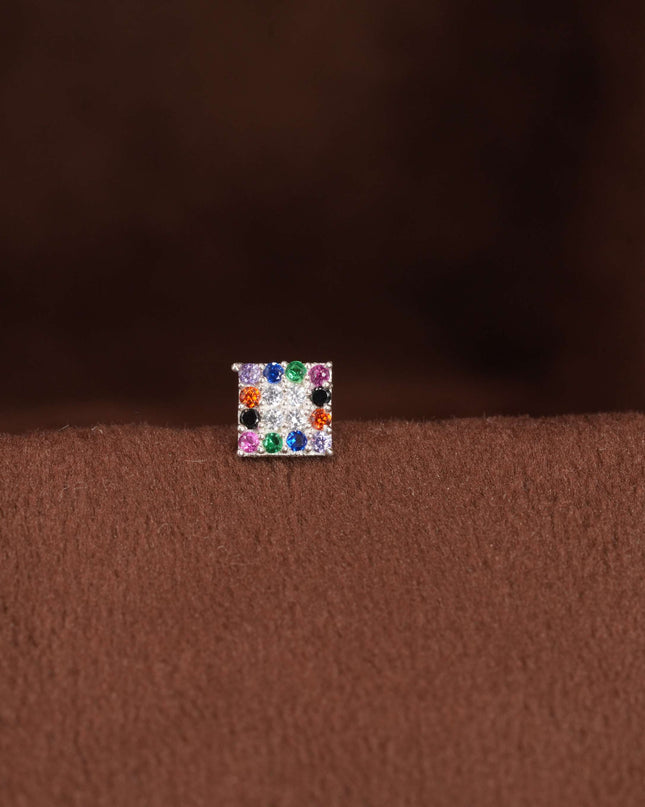 "Bold Lines, Vibrant Colors: The Stunning Square-Shaped Nosepin"