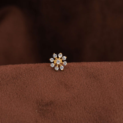"Elegance in Every Detail: Gold-Plated Nosepin with Silver and White Stone✨"