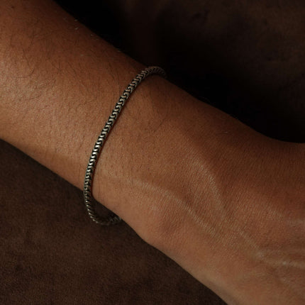Men Silver Bracelet Round Curve