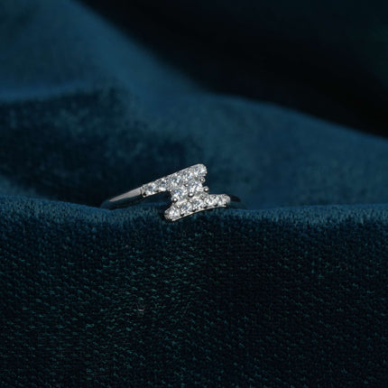 Divine Curve 925 Silver Ring
