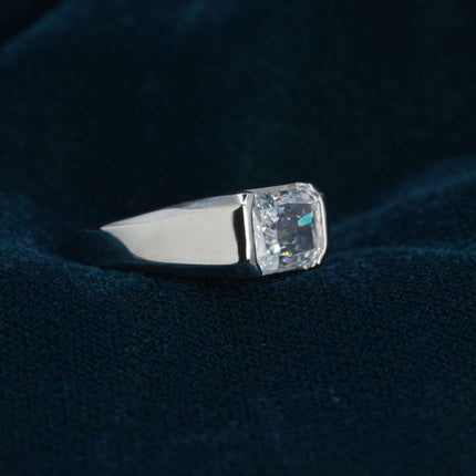 Royal Valor Silver Ring