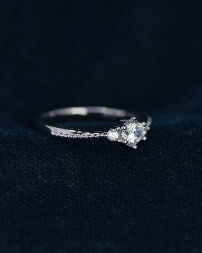 Moon Petal 925 Silver Ring