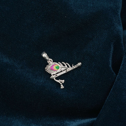 Timeless Form Pendant