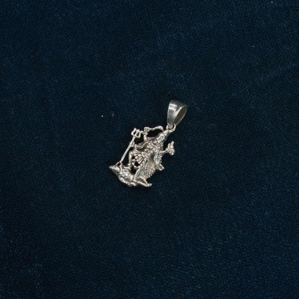 Legacy Loop Pendant