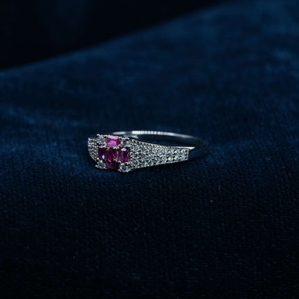 Elegant 925 Sterling Silver Ring for Women – Minimal Daily Wear