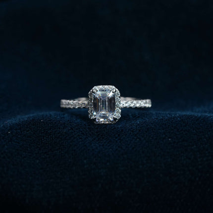 Veloura Charm Silver Ring