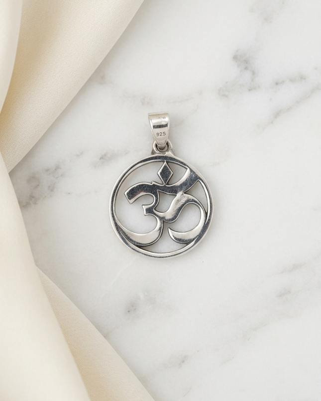 Prime Balance Pendant