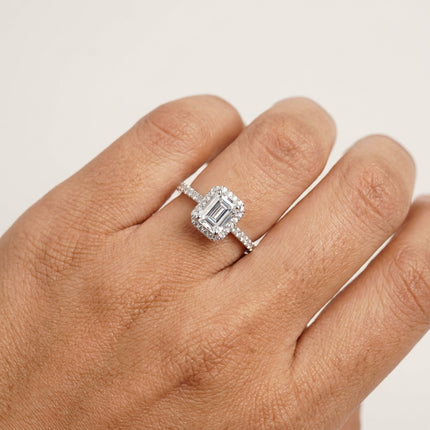 Veloura Charm Silver Ring