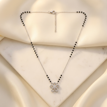 Classic Emblem Mangalsutra