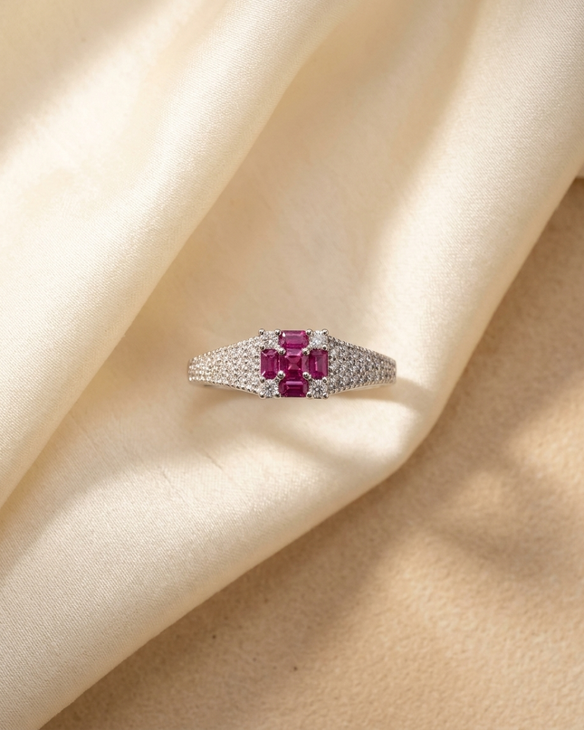 Elegant 925 Sterling Silver Ring for Women – Minimal Daily Wear