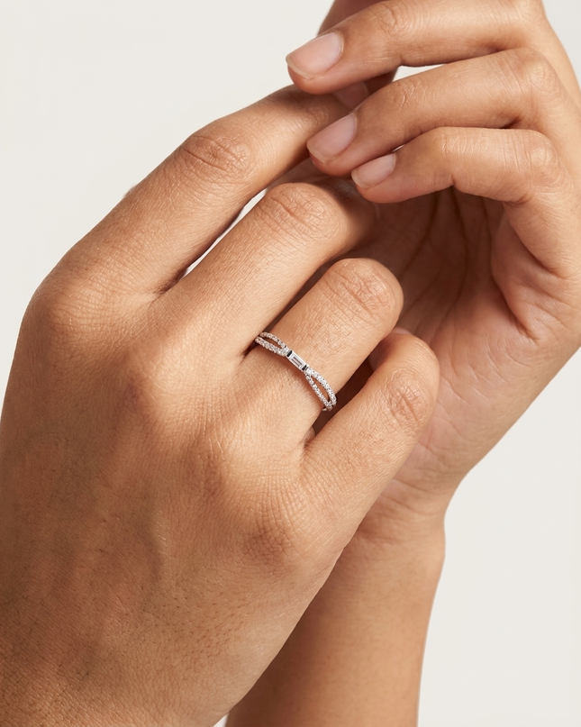 Queen’s Halo Silver Ring