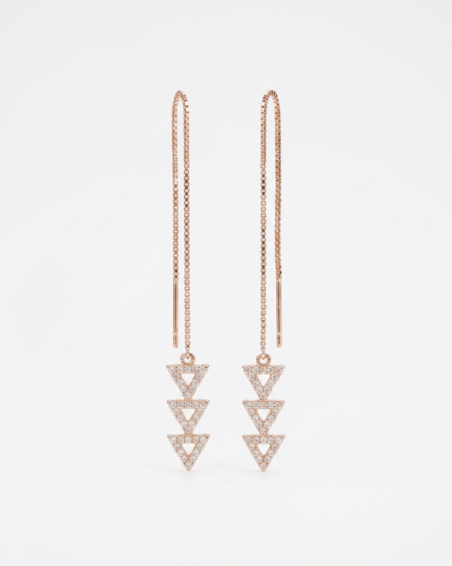 Embrace with the timeless charm of a heart-shaped Sui Dhaga.