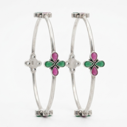 Eterna Twist Bangles
