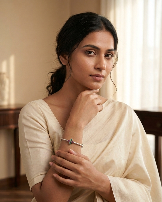 Eterna Twist Bangles