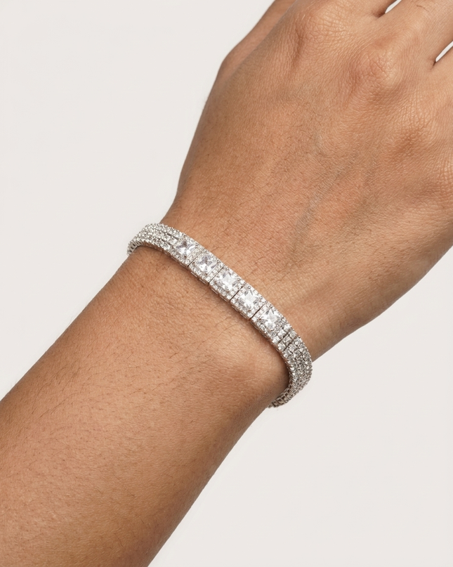 Exclusive Silver Bracelet –  Elegance in Silver