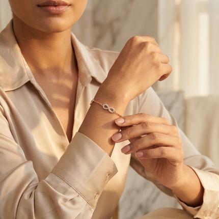 Neerja Infinity Silver 925 Bracelet