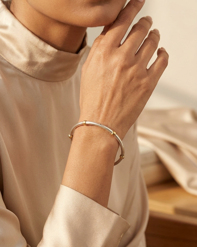 Aarika Silver Kada