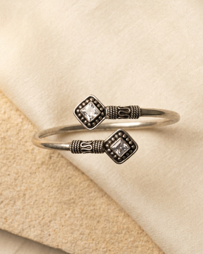 "Silver Oxidized Kada - Grace with a Vintage Touch"