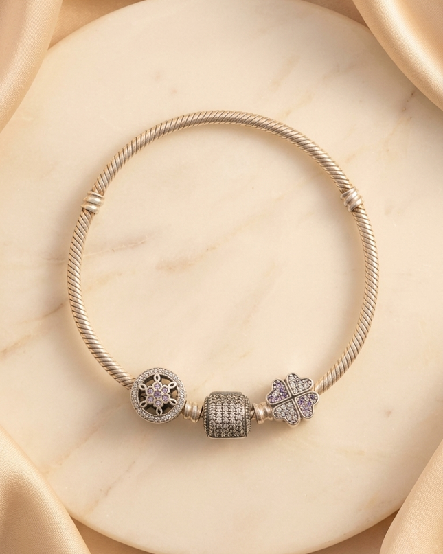 Silver kada Women