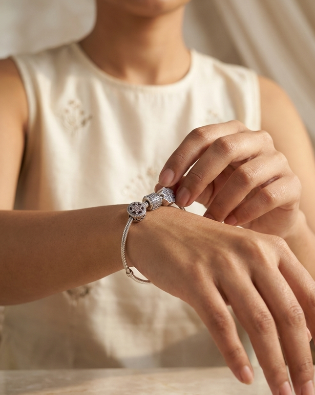 Silver kada Women